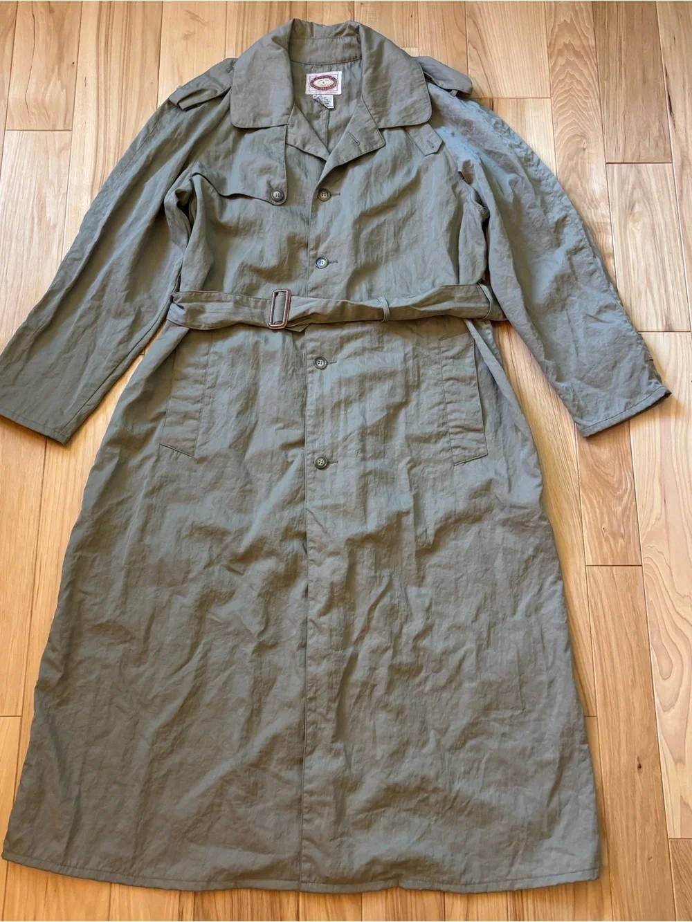 Vintage 80’s Banana Republic Nylon Khaki Green Trench Coat